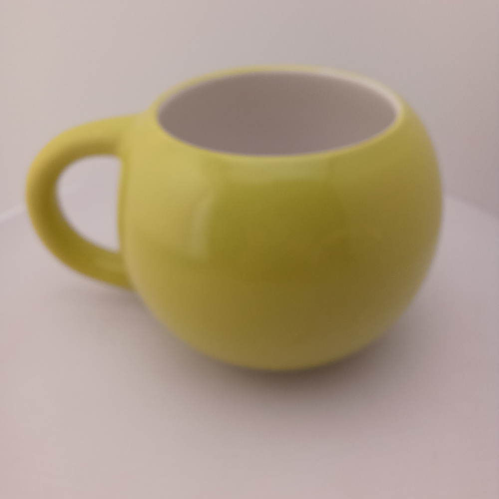 Room Essentials Happy Face Mug - Picture 5 of 5